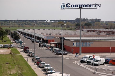 https://www.cogeimpiantisrl.it/wp-content/uploads/2022/12/commercity_vista.jpg